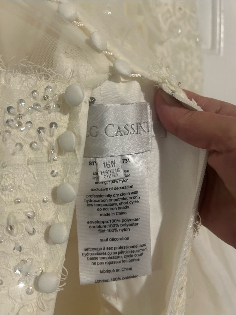 Ivory Oleg Cassini size 16W wedding dress never altered! - Picture 9 of 12
